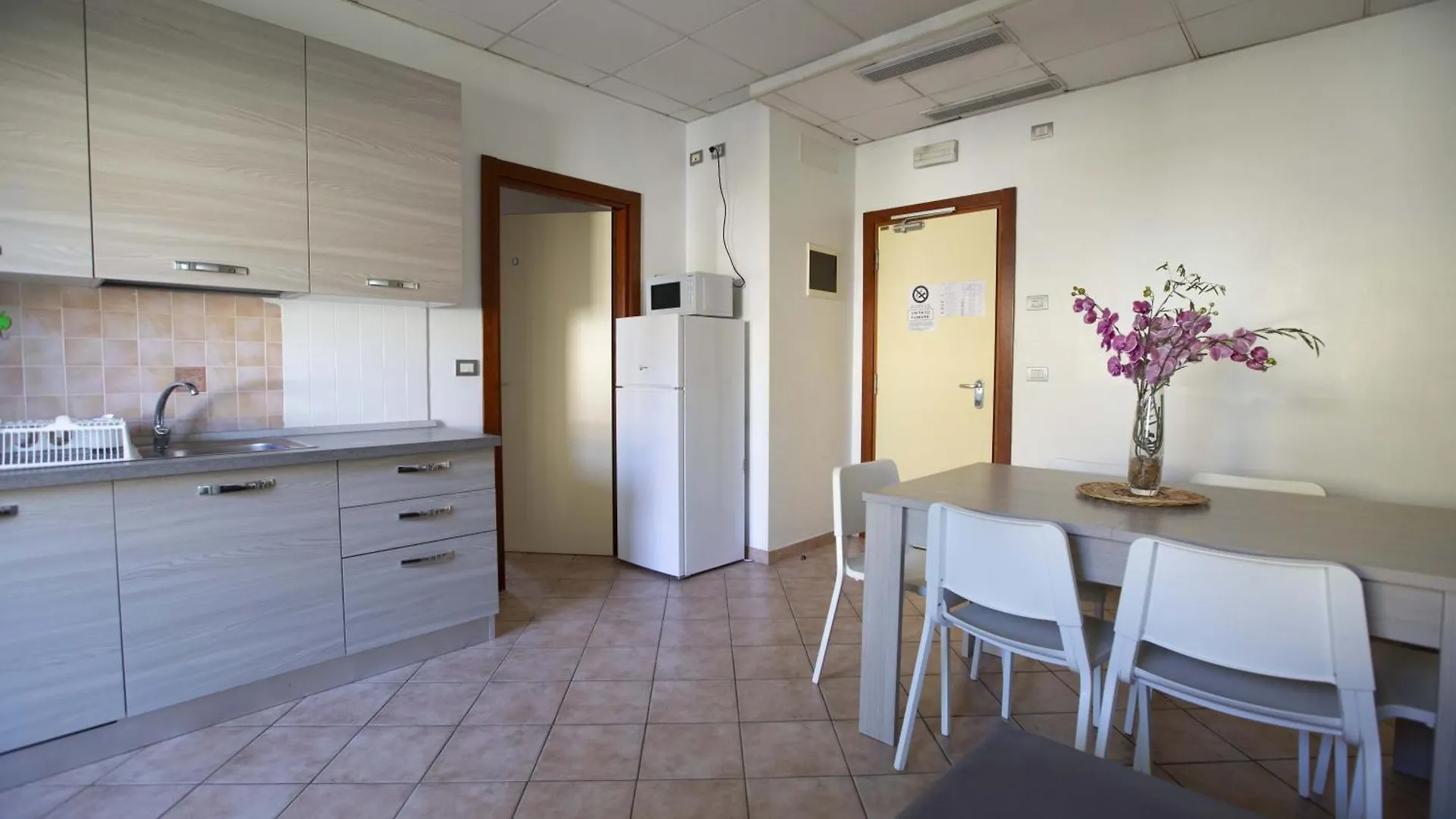 *** Aparthotel Residence Eurogarden Rimini Italy