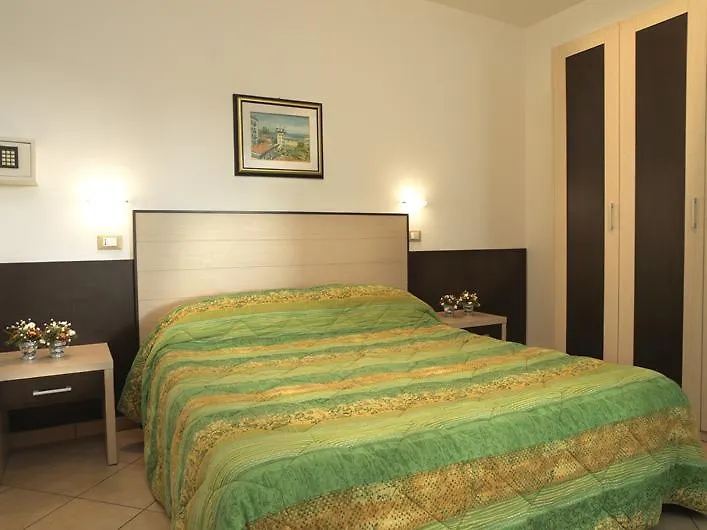 *** Aparthotel Residence Eurogarden Rimini Italy